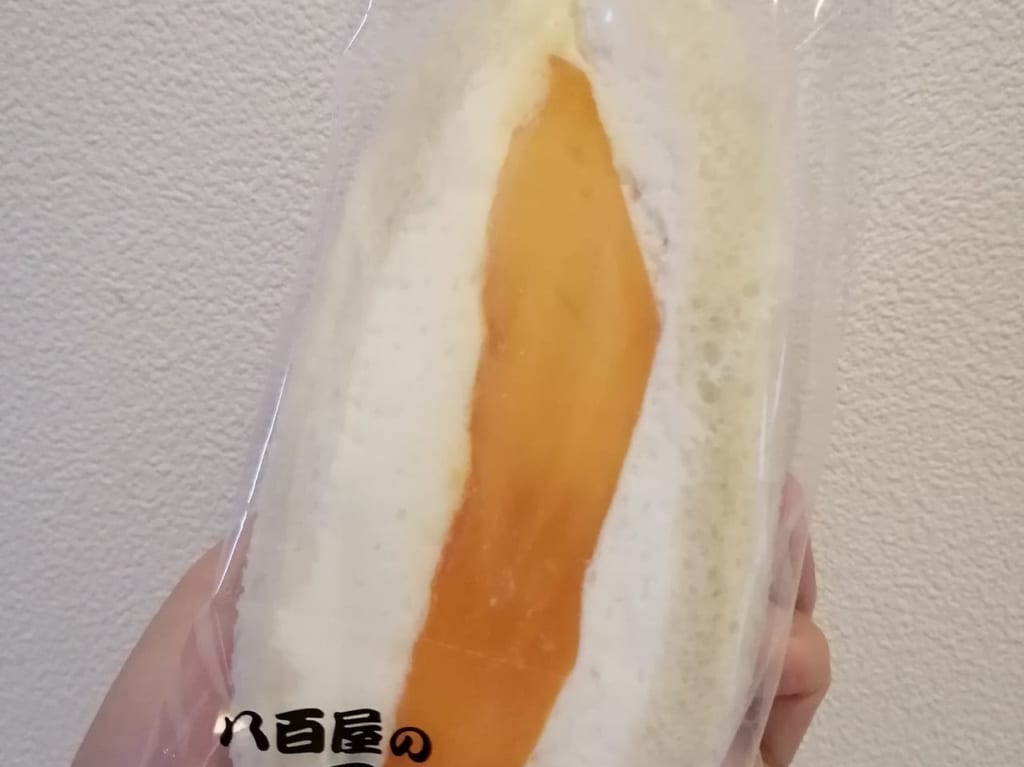八百屋のてっぺんのフルーツサンド